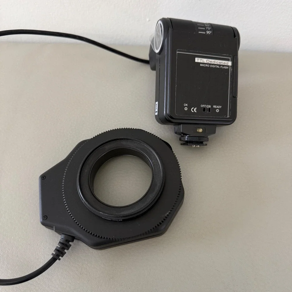 Bower SFD14C TTL Dedicated Macro‎ Digital Ring Flash for Canon DSLR Cameras